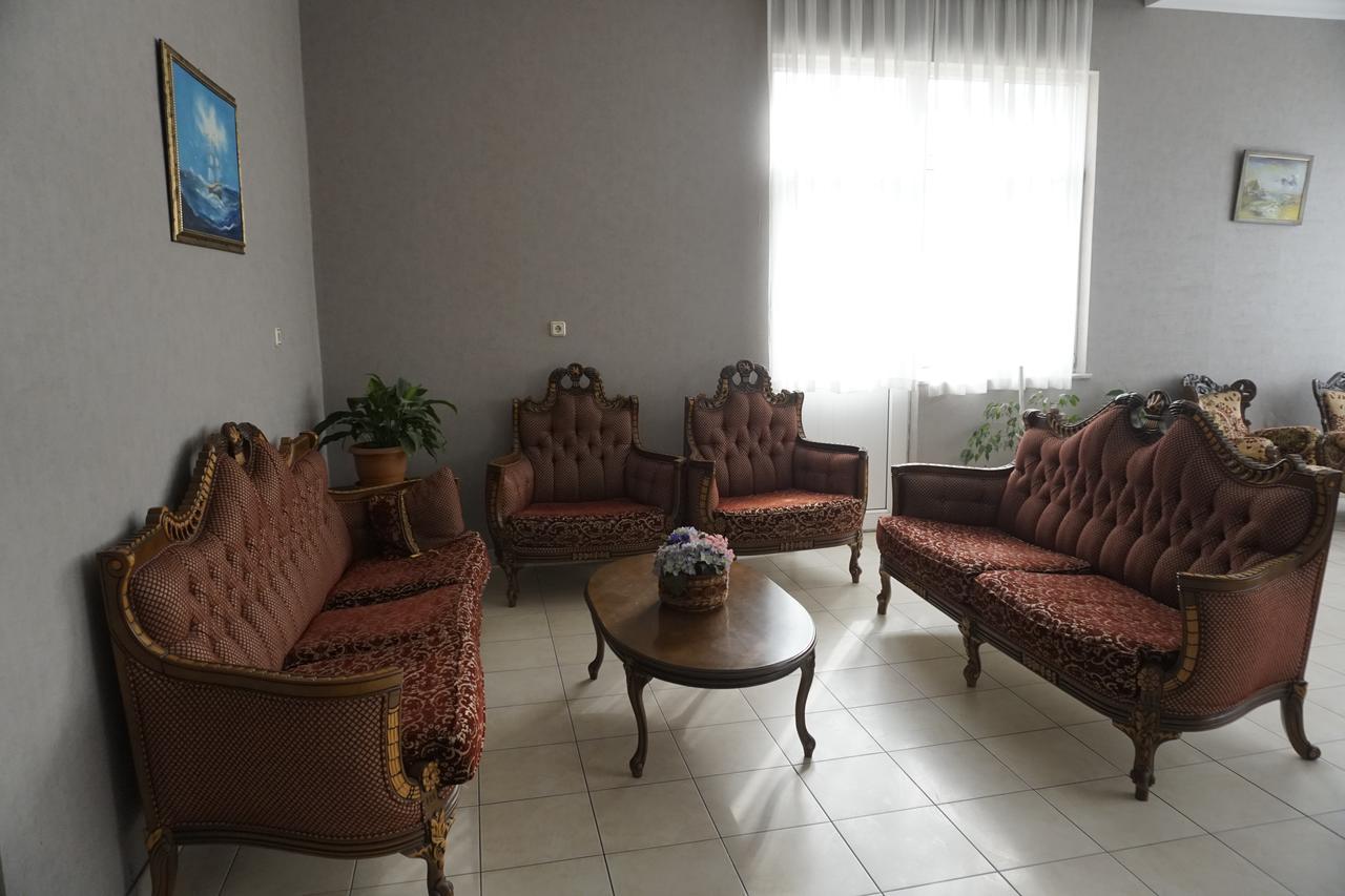 Deniz Hotel Kozlu エクステリア 写真